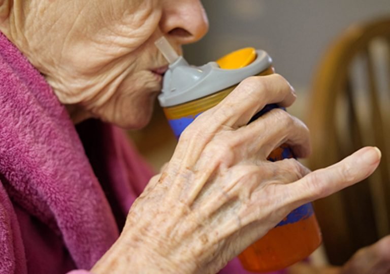 best drinking cup for elderly